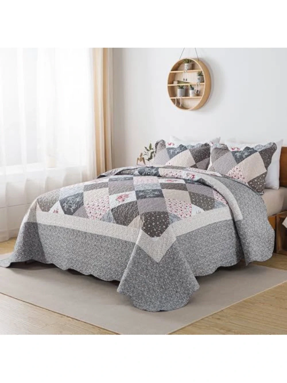 Classic Gray Patchwork Quilt Set - Neutral Bedspread with Floral Accents